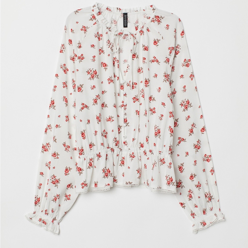 NWOT H&M Divided Puff Sleeve Blouse White w/ Red Flowers | Size US 8